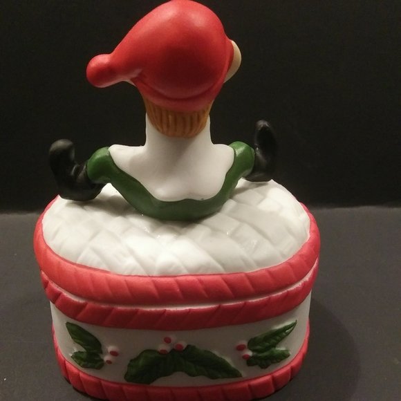 Elf on a trinket box too cute - Picture 5 of 15